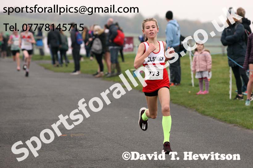 Boys and girls under-13s, Heaton Memorial 10k Road Race, Newcastle Town Moor. Photo:  David T. Hewitson/Sports for All Pics